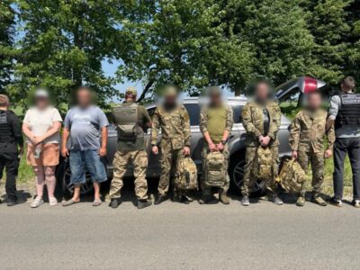 Ухилянти одягли військову форму, щоб втекти до Молдови