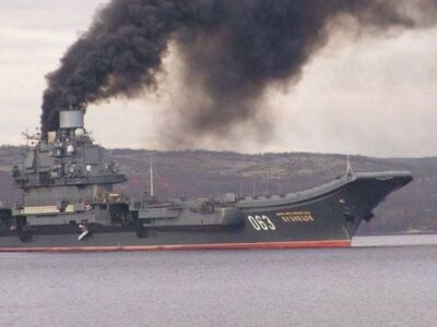«Помірал Кузнєцов» приносив більше проблем, ніж користі: росіяни здають на брухт єдиний авіаносний крейсер  