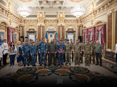 Два шляхи, одна мета: як командир-артилерист та воїн з протезом отримали ордени за свою мужність  