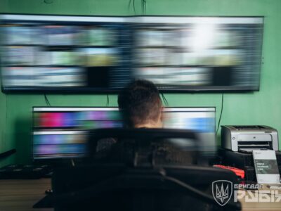 «Нас уже „поховали“»: боєць після авіаудару виявив себе у фейковому репортажі росіян  