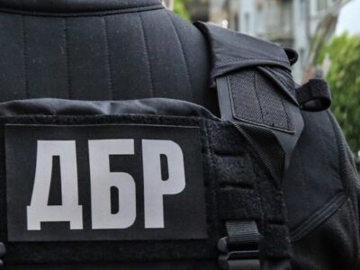 Прогрес у справі про закупівлі неякісного спорядження для ЗСУ: викрито спільника, що втік закордон  