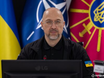 «Боронять найдорожче» — Денис Шмигаль привітав українців з Днем захисників та захисниць  