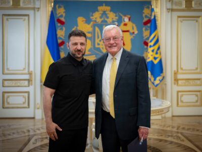 Володимир Зеленський і спецпредставник США обговорили посилення ППО та санкцій проти росії  