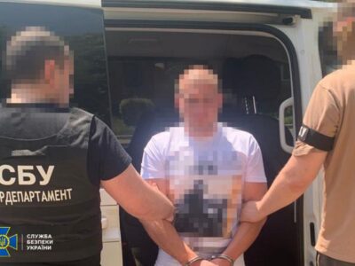 Пропонував росіянам підірвати судно з селітрою: диверсанта та спільницю затримали в Одесі  