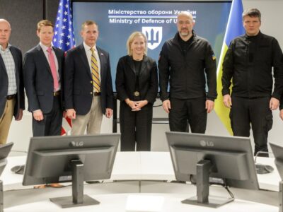 Україна та США обговорили двосторонню співпрацю щодо спільних виробництв БПЛА  