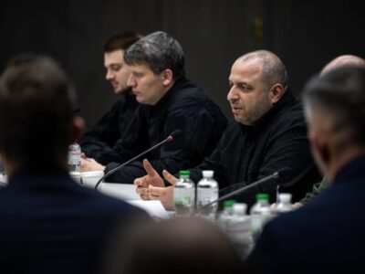 У Києві Рустем Умєров зустрівся із представниками німецької оборонної індустрії  