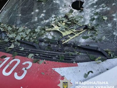 Наслідки обстрілів рф на Харківщині: є поранені, пошкоджено «швидку»  