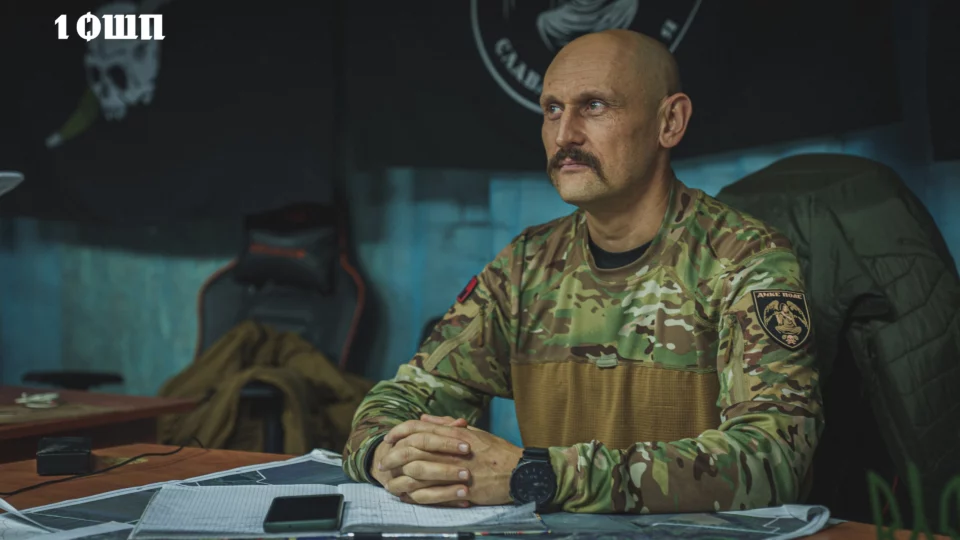 The rearguard’s pay, the assault trooper’s rest, and unauthorised absence : commander of the 1st assault regiment on recruitment, rotation, and supply  