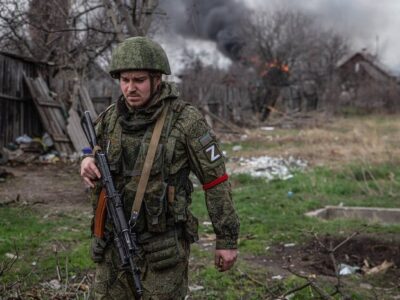 Росіяни замінили тепловізійні плащі на «китайські намети»  