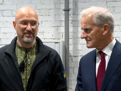 Денис Шмигаль показав прем’єр-міністру Норвегії виробництво українських дронів  