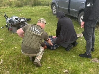 На Рівненщині 19-річному «контрабандисту людей» загрожує до 9 років ув’язнення  