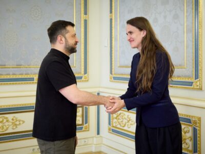 Більше жодних «зальотів»: Румунія ухвалила рішення збивати російські дрони на своїй території  