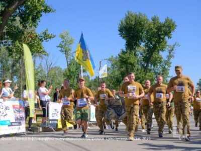 «Шаную воїнів, біжу за Героїв України»: відбувся щорічний забіг на честь загиблих Героїв  