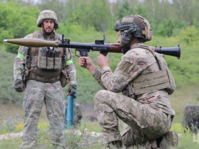 Від симулятора до реального бою: як навчають гранатометників знищувати ціль з першого пострілу  