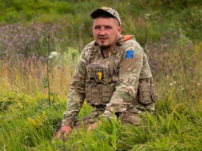 «Засипало бліндаж, а він залишився» — волинський гвардієць прикрив побратимів під обстрілом дронів  