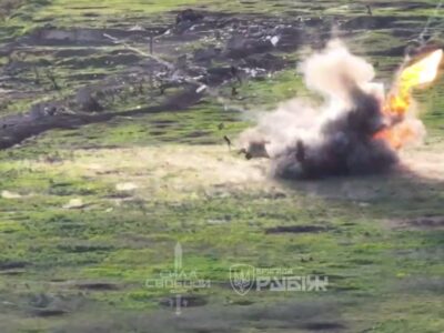 Розлетілись на десятки метрів — ворожий штурм на Покровському напрямку закінчився справжнім феєрверком