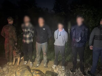 На Закарпатті прикордонникам довелося відкрити вогонь, щоб затримати групу ухилянтів  