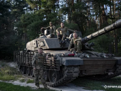 Вісім пострілів за хвилину: як десантники 82 ОДШБр з Challenger росіян на Курщині палили  