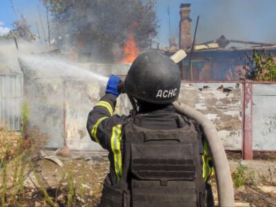 Удар по пожежній частині, спортклубу та перукарні: наслідки денного терору на Нікопольщині  