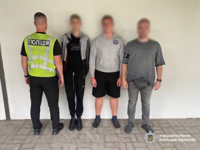 Шукали «легких грошей» — правоохоронці затримали неповнолітніх «паліїв авто» на Київщині  