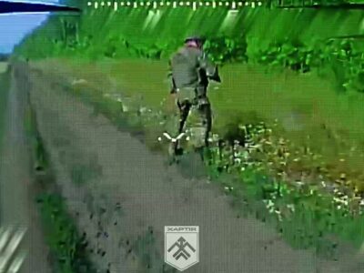 Приїхали — «хартійці» розгромили мотоциклетний штурм рф  