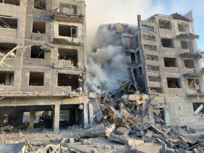 Окупанти вдарили по Білозерському: двоє загиблих і семеро поранених  