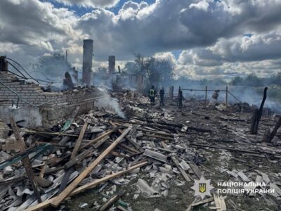 Наслідки обстрілів рф на Сумщині: є поранена, пошкоджено тролейбуси  