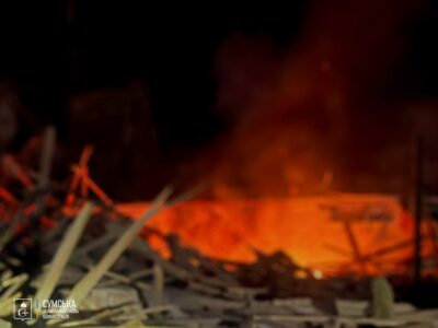 Масована атака рф по Сумщині: є влучання, виникли пожежі  