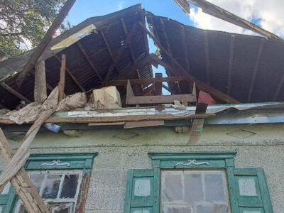 Майже 40 ворожих атак: на Дніпропетровщині зруйновані оселі та палають вантажівки  