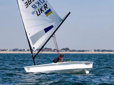 Армійка виборола золото на чемпіонаті світу з вітрильного спорту у Франції  