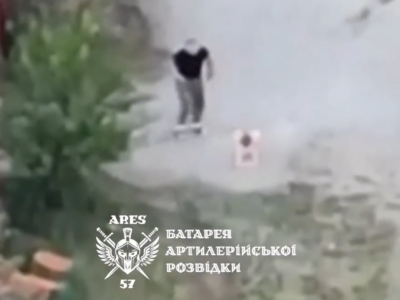 Підрозділ «ARES» зафільмував ворожого дронаря, котрий запускає БПЛА маскуючись під цивільного  