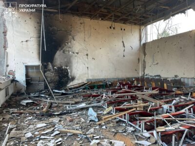 Три людини загинули і пʼять постраждали внаслідок російських ударів по Харківщині  