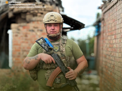 «Думав, що мені квітка»: боєць «Халк» про найстрашніший удар і неймовірне спасіння пса Лорда  