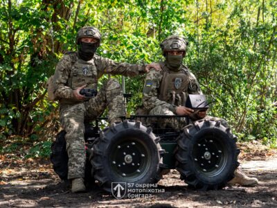 «Кожна функція — марна без вправного пілота»: бійці показали в роботі наземний комплекс «Гімлі»  