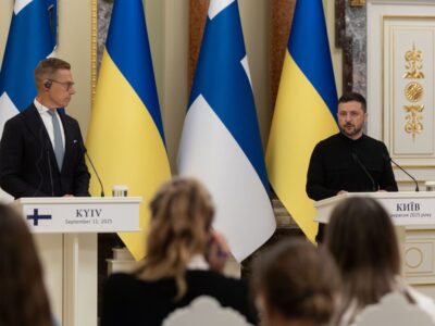 Росіяни могли атакувати Польщу дронами, аби партнери не передавали Україні системи ППО — Президент