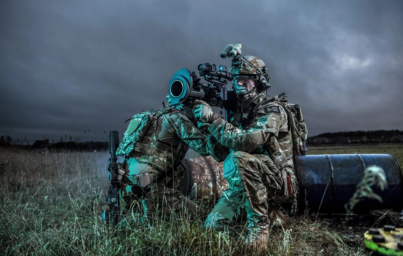 Гранатометний розрахунок із протитанковою системою Carl-Gustaf M4. Фото: Saab