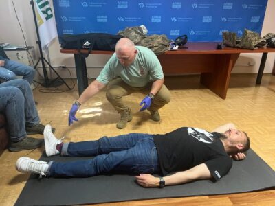В АрміяInform відбувся курс з тактичної медицини  