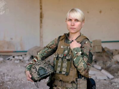 Смерть окупантам — матір п’яти дітей наводить на росіян нашу артилерію  