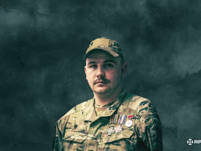 Пережив дві клінічні смерті, втратив дві руки і… знайшов кохання. Історія важкопораненого Артема та його Анни  