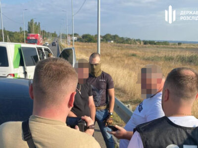 На Миколаївщині затримали правоохоронця, який допомагав ухилятися від служби  