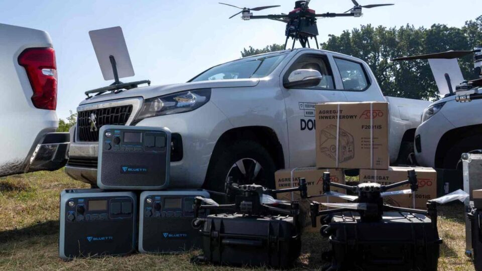 «Технодесант» потребує операторів БПЛА: дівчат за контрактом «18‒24» рекрутують у 95-й ОДШБр
