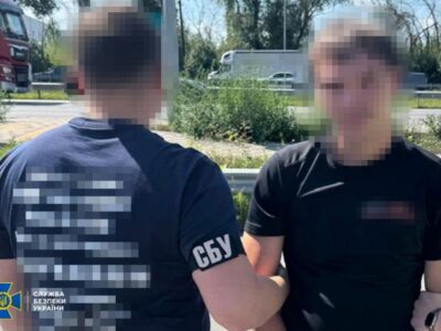 Правоохоронці затримали 5 агентів рф, які на замовлення ворога займалися підпалами і диверсіями в Україні  