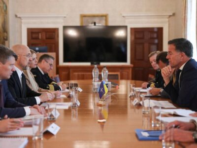 Міністр оборони України обговорив оборонні потреби з Генеральним секретарем НАТО  