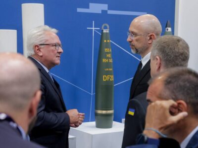 «У безпечному регіоні» — Україна виділила Rheinmetall землю для спільного заводу з виготовлення снарядів  