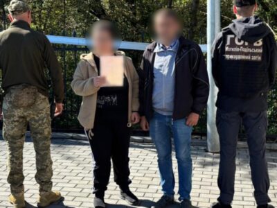 «Весільна схема для ухилянтів» — жінка з інвалідністю намагалася вивезти за кордон вже другого «чоловіка»  