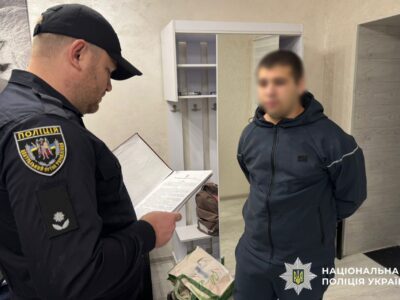 На Одещині викрито двох братів, котрі обманом заволодівали коштами звільнених з полону військовослужбовців  
