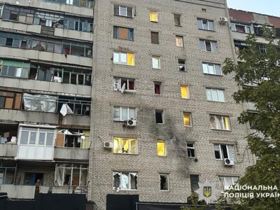 Донеччина під вогнем: пошкоджено заклад освіти і підприємство, є загиблі  