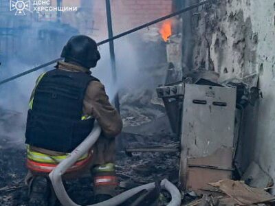 Херсонщина під обстрілами: пошкоджена стільникова вежа, є загиблий та поранені  