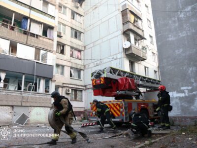Росія завдала удару по Дніпровщині: понівечені будинки, 13 поранених  