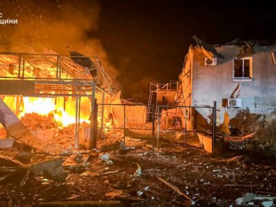 Росія завдала удару по Одещині: є загибла, пошкоджено будівлі готелю і ЦНАП  